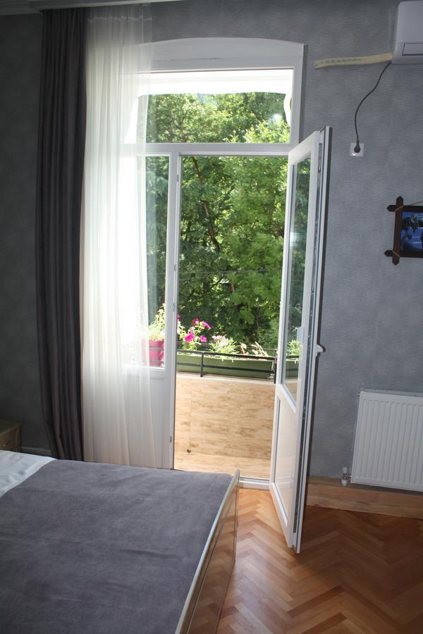 Hotel Victoria Borjomi ภายนอก รูปภาพ