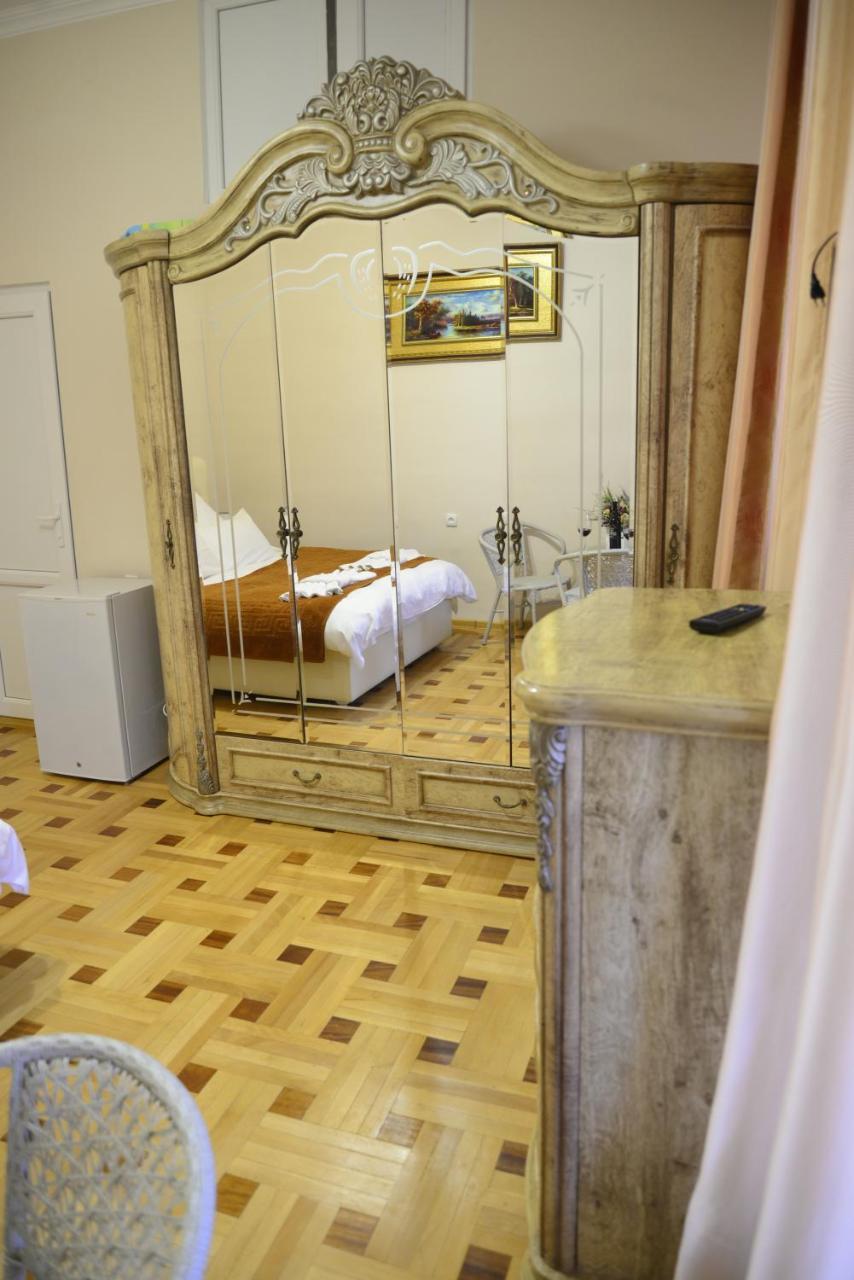 Hotel Victoria Borjomi ภายนอก รูปภาพ